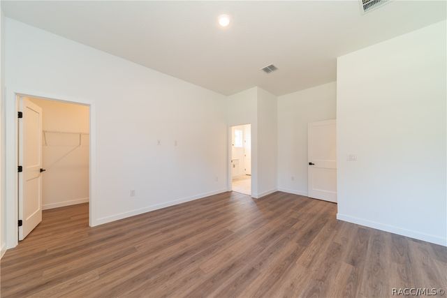 2631 W Royal Palm Drive, Citrus Springs, FL 34433