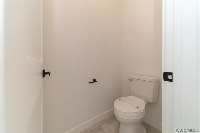 2631 W Royal Palm Drive, Citrus Springs, FL 34433