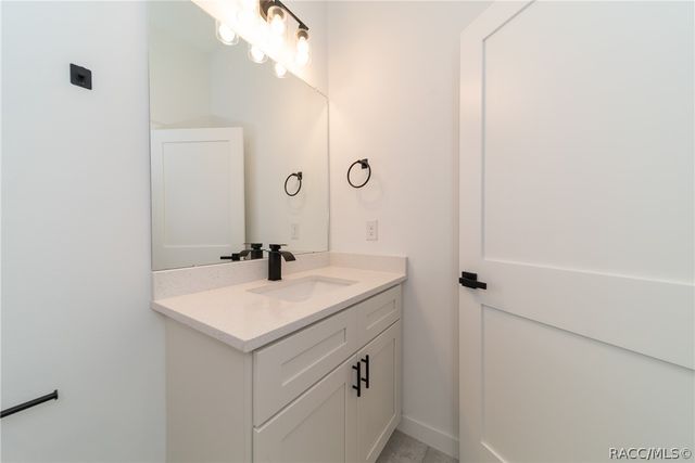 2631 W Royal Palm Drive, Citrus Springs, FL 34433