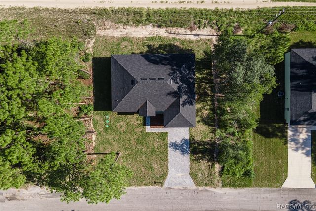 2631 W Royal Palm Drive, Citrus Springs, FL 34433