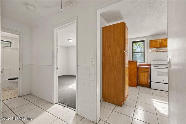 302 BELFORT Street, Jacksonville, FL 32204