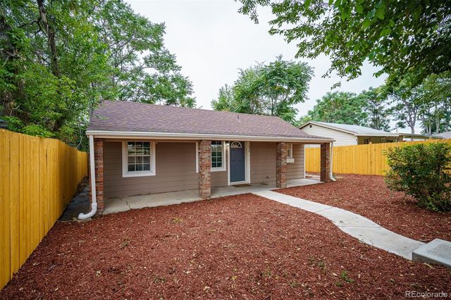 1240 S Navajo Street, Denver, CO 80223