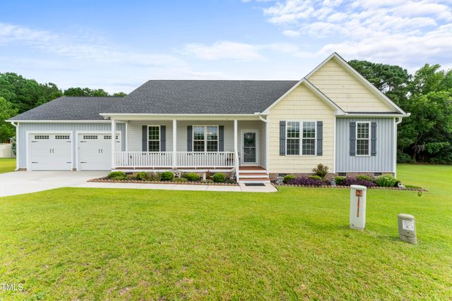 38 Mayfield Circle, Willow Springs, NC 27592