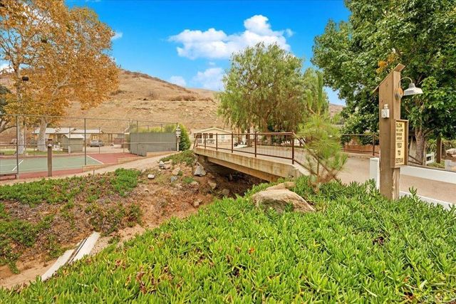 1631 Harbison Canyon Rd 24, El Cajon, CA 92019