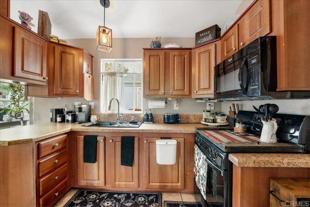 1631 Harbison Canyon Rd 24, El Cajon, CA 92019