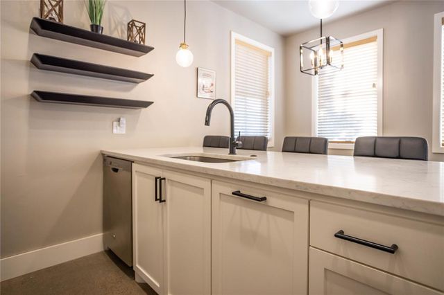 940 S Pedalers Lane Lane, Oklahoma City, OK 73108