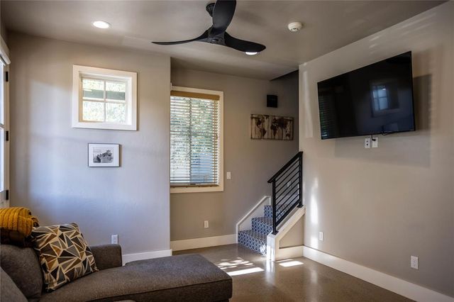 940 S Pedalers Lane Lane, Oklahoma City, OK 73108