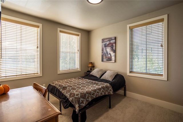 940 S Pedalers Lane Lane, Oklahoma City, OK 73108