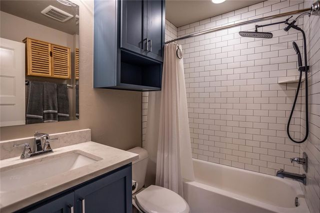 940 S Pedalers Lane Lane, Oklahoma City, OK 73108