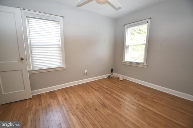 2847 FAIRMONT ST, Falls Church, VA 22042