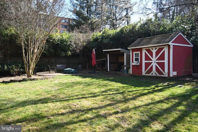 2847 FAIRMONT ST, Falls Church, VA 22042