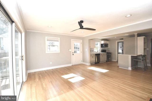 2847 FAIRMONT ST, Falls Church, VA 22042