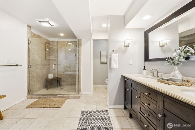 870 10th Lane, Fox Island, WA 98333