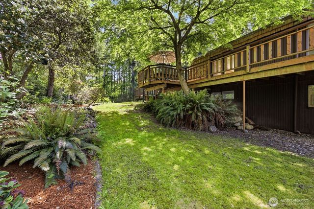 870 10th Lane, Fox Island, WA 98333