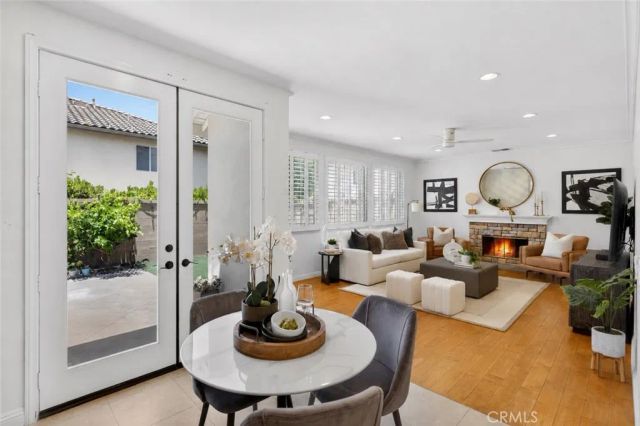 23 Delano, Irvine, CA 92602