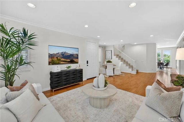 23 Delano, Irvine, CA 92602