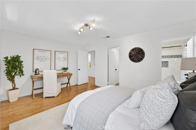 23 Delano, Irvine, CA 92602