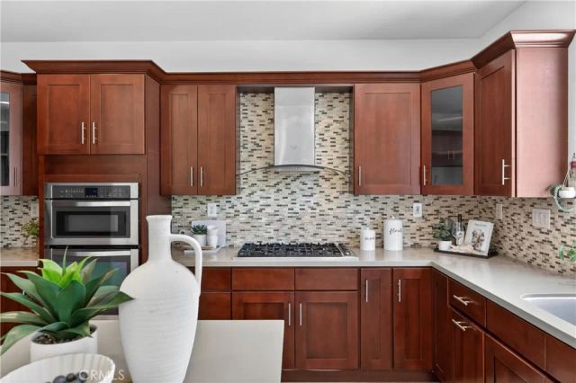 23 Delano, Irvine, CA 92602