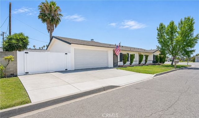 1404 E Louisa Avenue, West Covina, CA 91791