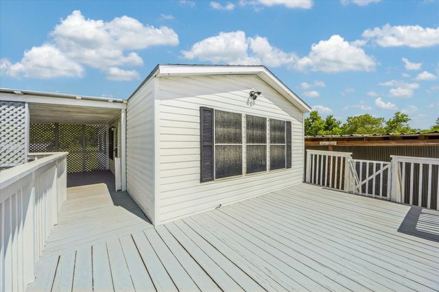 5806 S Highway 35, Alvin, TX 77511