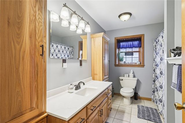 718 McDowell Rd, Hickory Twp, PA 16156