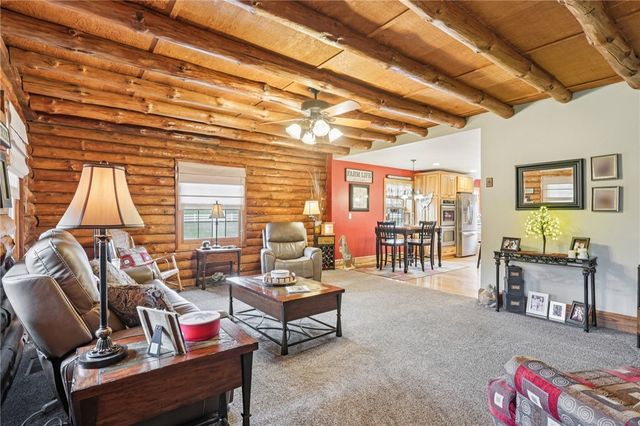 718 McDowell Rd, Hickory Twp, PA 16156