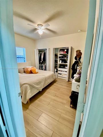 4318 SW 164th Ct, Miami, FL 33185