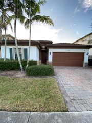4318 SW 164th Ct, Miami, FL 33185