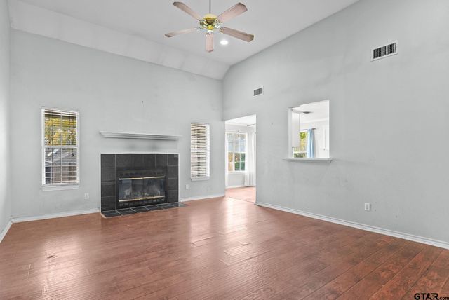 15733 Bay View Cir, Bullard, TX 75757