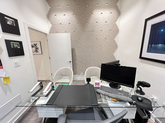 1419 W Belmont Avenue, Chicago, IL 60657