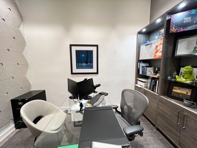 1419 W Belmont Avenue, Chicago, IL 60657