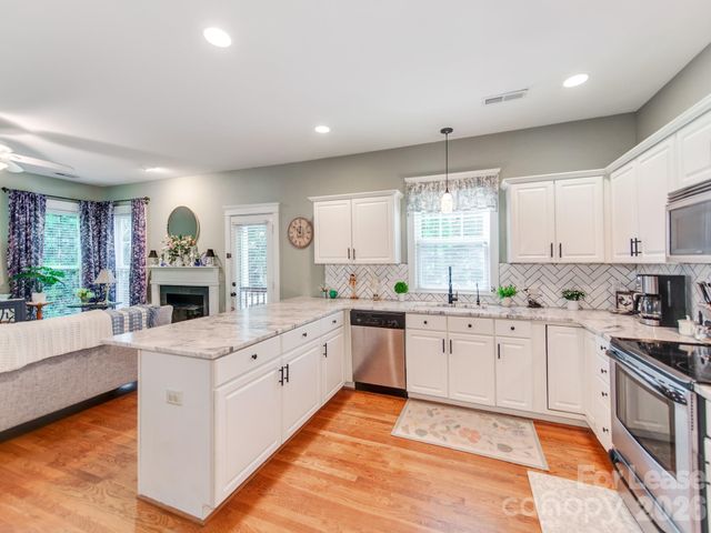 16415 Kelly Park Circle, Huntersville, NC 28078
