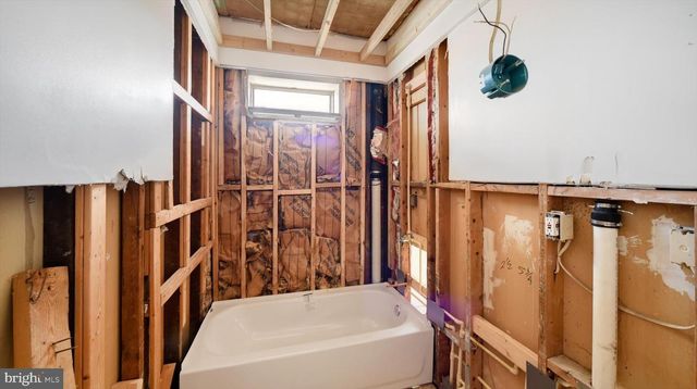 3209 E LOMBARD ST, Baltimore, MD 21224