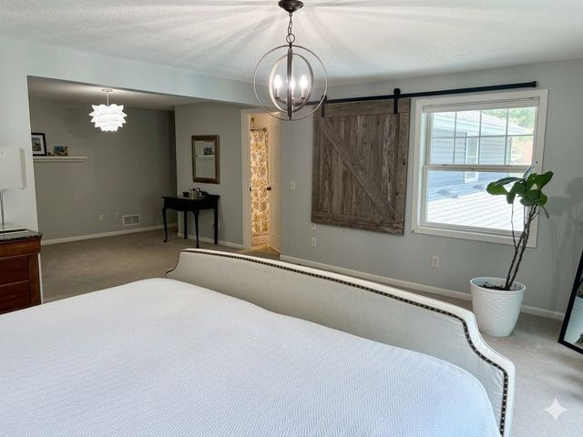 1212 Balsam Trail E, Eagan, MN 55123
