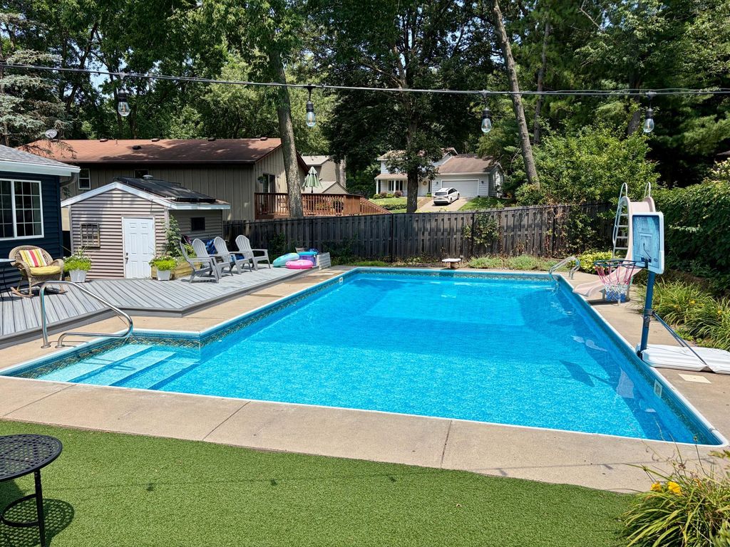 1212 Balsam Trail E, Eagan, MN 55123 — photo 2