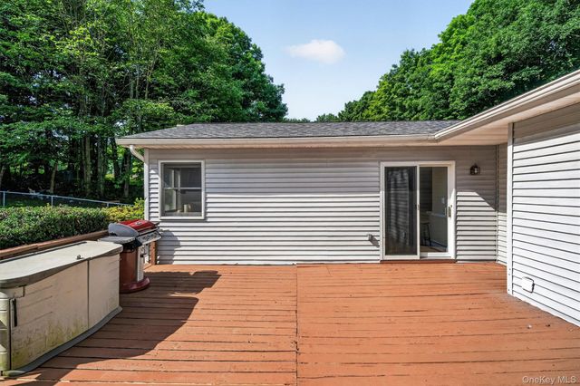 80 Susan Lane, Circleville, NY 10919