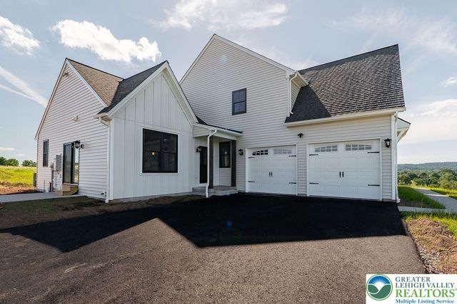 5043 Chapmans Road, South Whitehall Twp, PA 18104