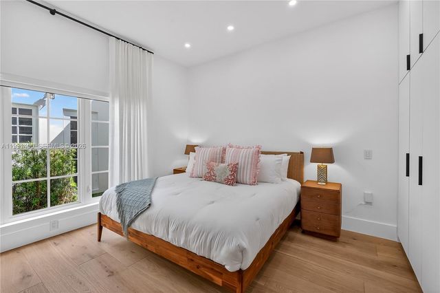 1109 Almeria Avenue, Coral Gables, FL 33134