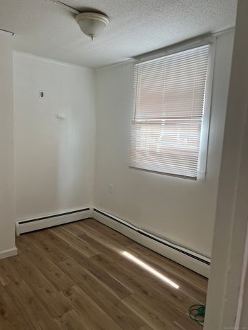 42 Babcock Street, Hartford, CT 06106