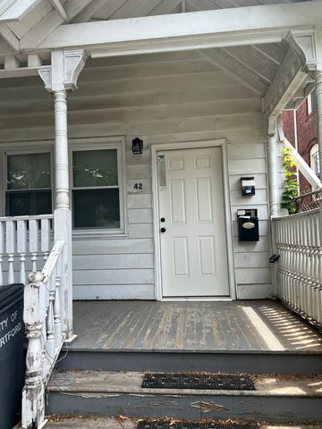 42 Babcock Street, Hartford, CT 06106
