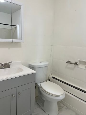 42 Babcock Street, Hartford, CT 06106