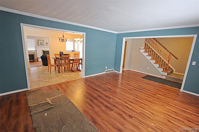 14158 Hubbard Street, Livonia, MI 48154