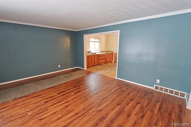 14158 Hubbard Street, Livonia, MI 48154