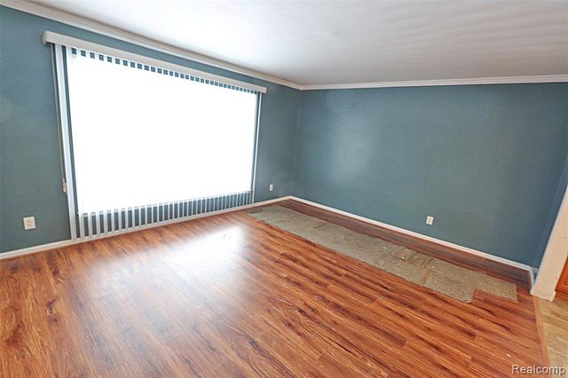 14158 Hubbard Street, Livonia, MI 48154