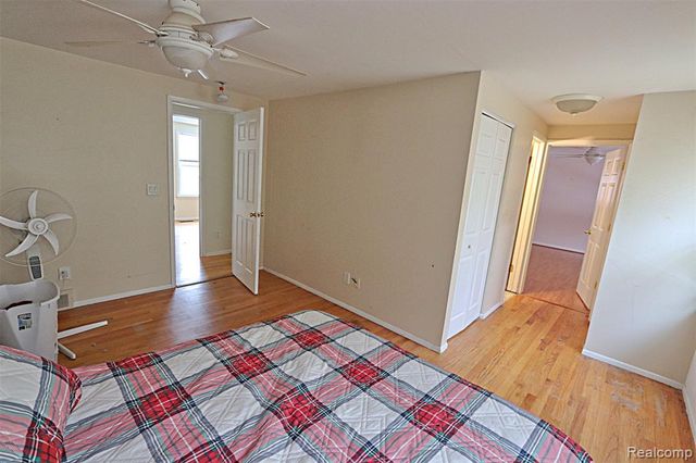 14158 Hubbard Street, Livonia, MI 48154