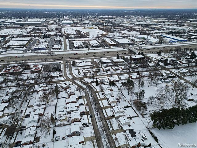 14158 Hubbard Street, Livonia, MI 48154