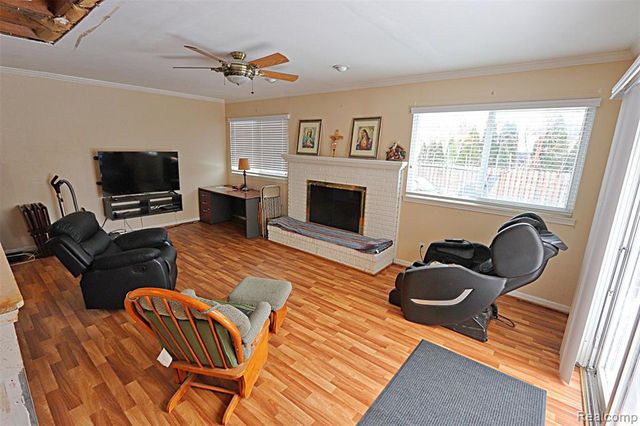 14158 Hubbard Street, Livonia, MI 48154