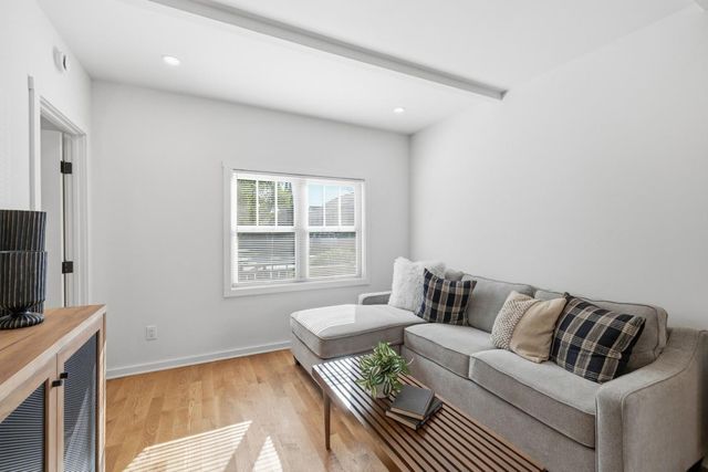 133 Washburn Avenue, Santa Cruz, CA 95060