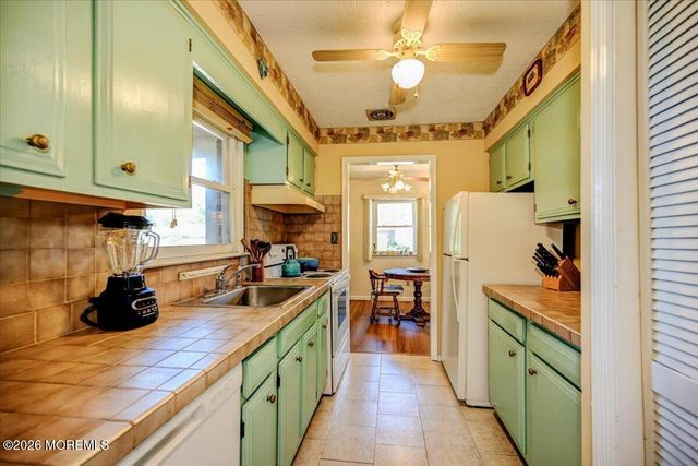 510 Laurel Brook Drive A, Brick, NJ 08724