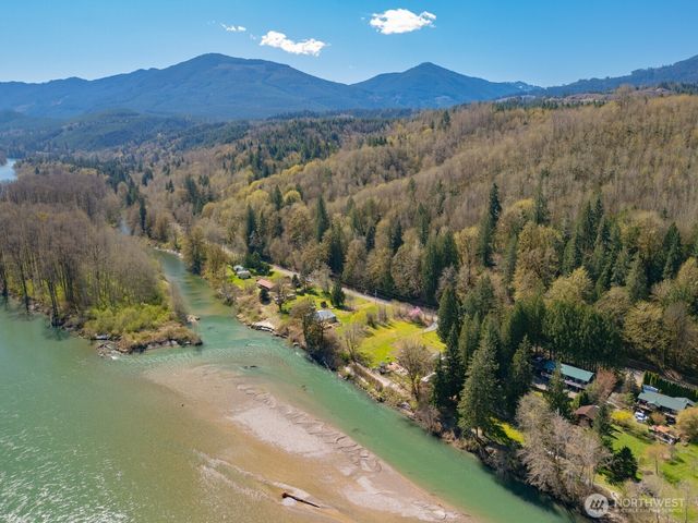 49487 Concrete Sauk Valley Rd, Concrete, WA 98237